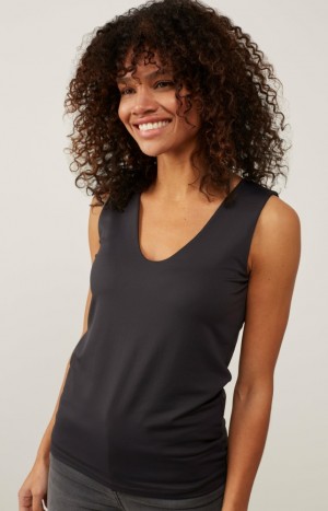 YAYA Basic singlet with round V-neck and wide shoulder straps Oberteile Damen Schwarz | GDCPUEM-68