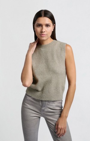 YAYA Soft vest with elegant open back and button closure Pullover Damen Weiß | VOAWUHS-92